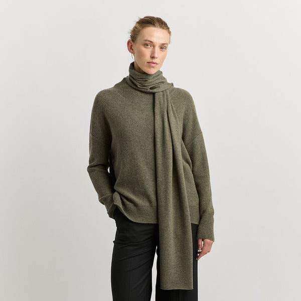 TOORALLIE - Extra Fine MERINO SCARF - Kale