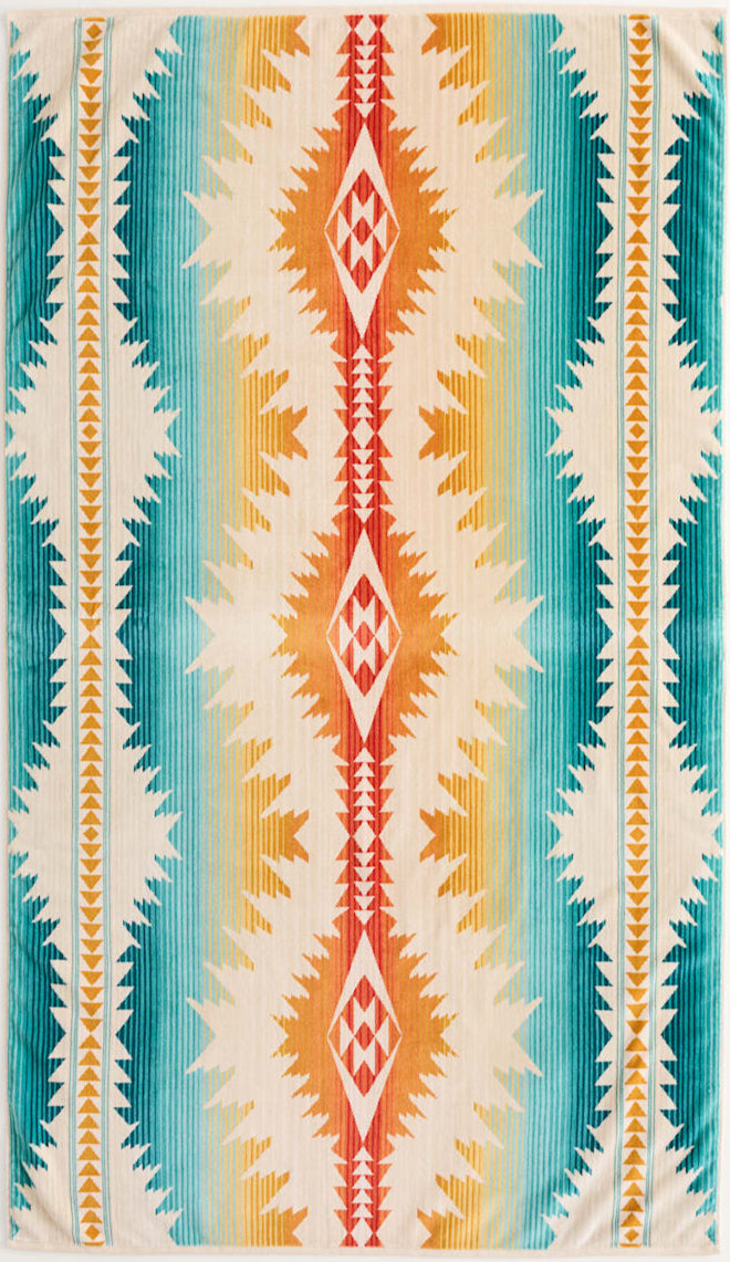 PENDLETON - OVERSIZED JACQUARD SPA TOWELS