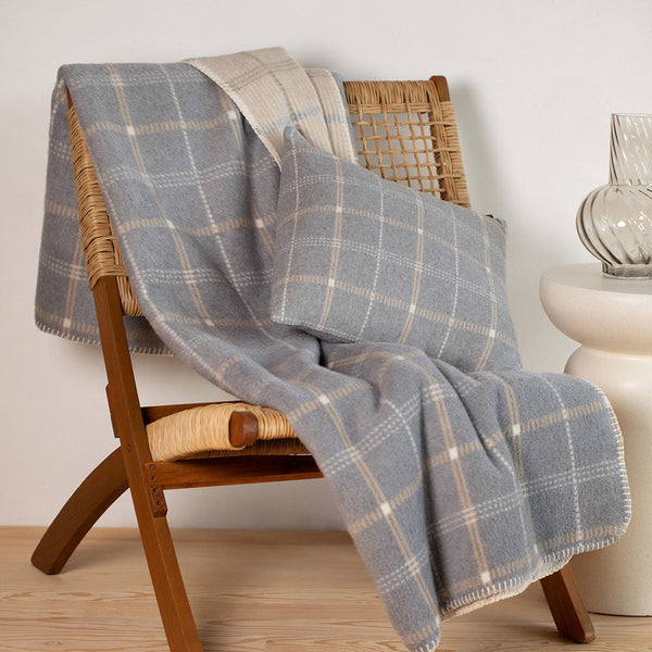 DAVID FUSSENEGGER- SAVONA CHECKERED THROW - Light Grey