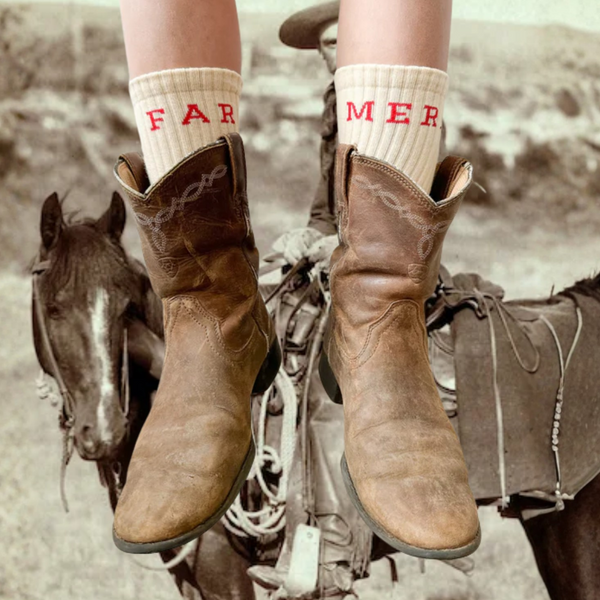 WHITNEY SPICER - BEIGE FAR MER BOOT SOCKS