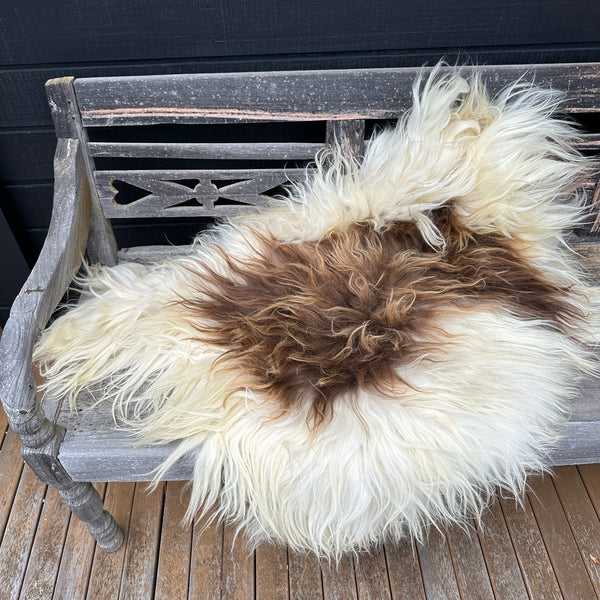 ICELANDIC SHEEPSKIN RUG - White & Brown Spot #07