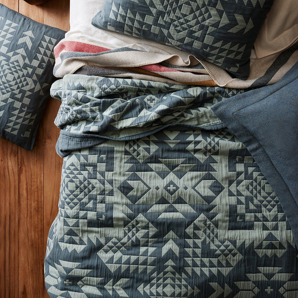 PENDLETON - MATELASSE Coverlet - OPAL SPRINGS BALSAM - Twin