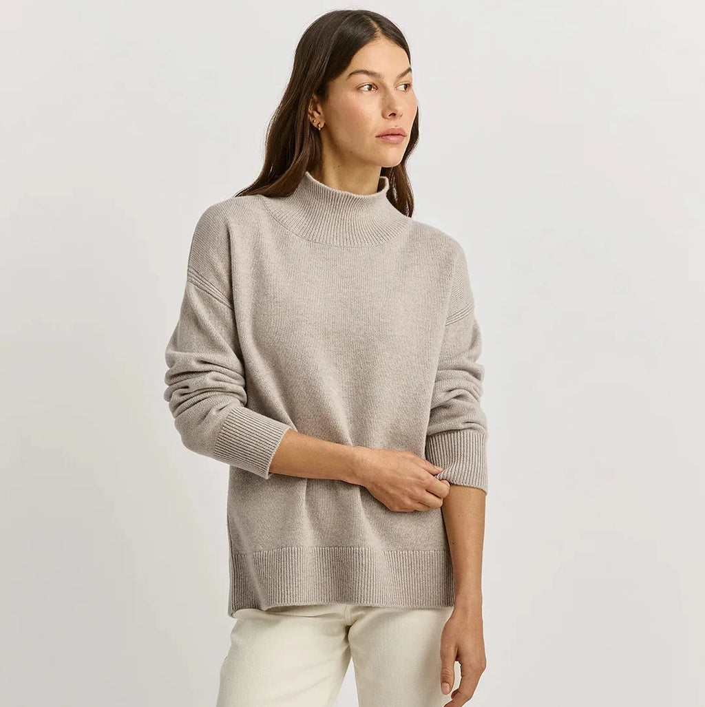 TOORALLIE - Split Neck Funnel - LIGHT OAT