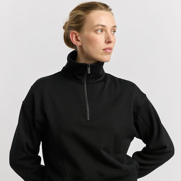 TOORALLIE - Lounge Cropped Half Zip - BLACK