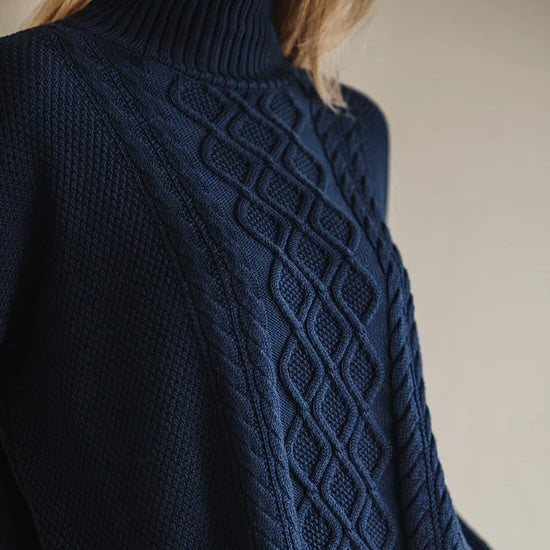 IRIS & WOOL - BURRA Chunky Cable Knit - NAVY